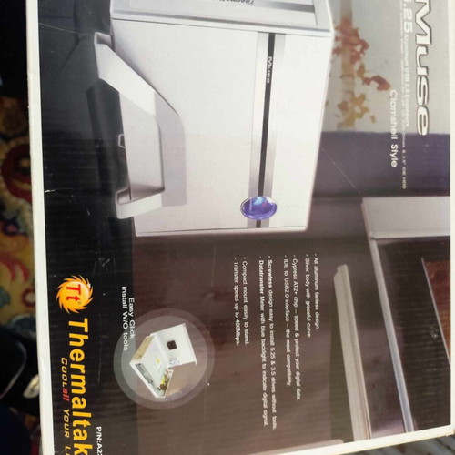 Thermaltake Muse A2293 external aluminum enclosure like new