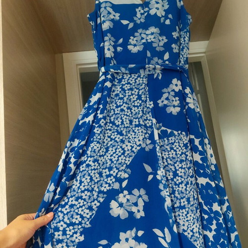 DKNY dress new M-L blue with white flowers