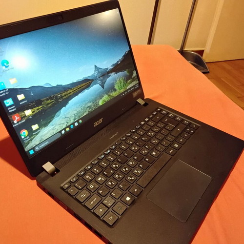 Acer Travelmate P214 laptop i3 11th gen 16GB RAM