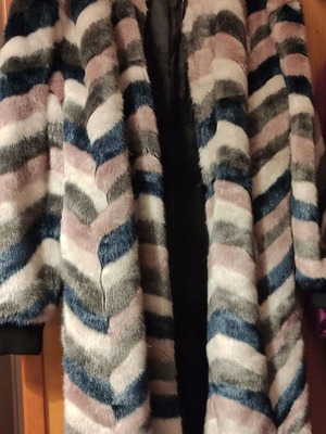 Reversible branded outerwear used, size L