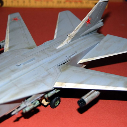 Su-24 Fencer Model Aircraft 1/72 Scale New