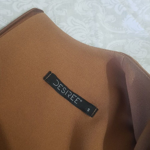 Dress Desiree size S like new, brown pleated with lace details