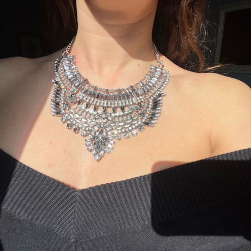 Metal necklace new gray with adjustable clasp