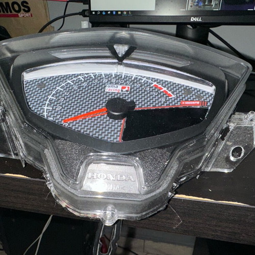 Racing type speedometer with Astrea Grand 110 shell used
