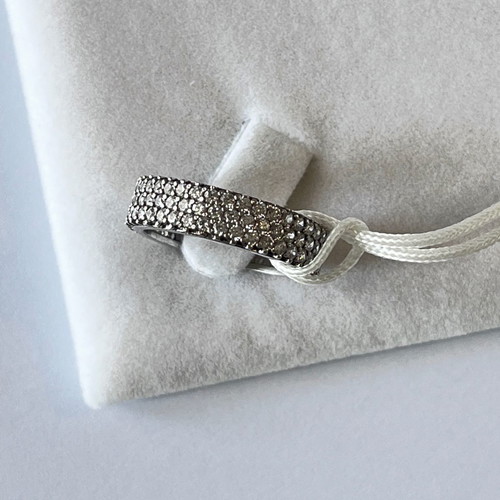 Vogue .925 Solid Silver Ring new, platinum plated with zirconia