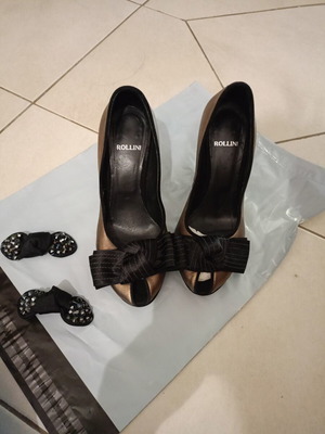 Rollini peep toe shoes used with black bow and strass