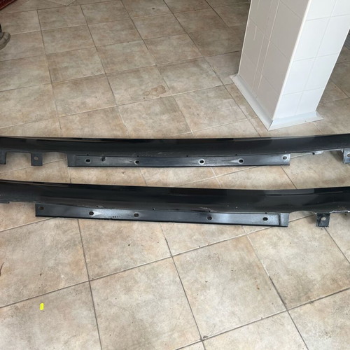 Mercedes CLK 200 Cabrio facelift 2008 used left and right grilles