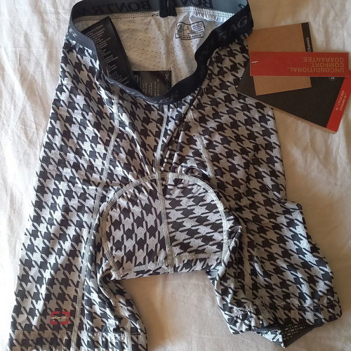 Bontrager cycling apparel new, size Small