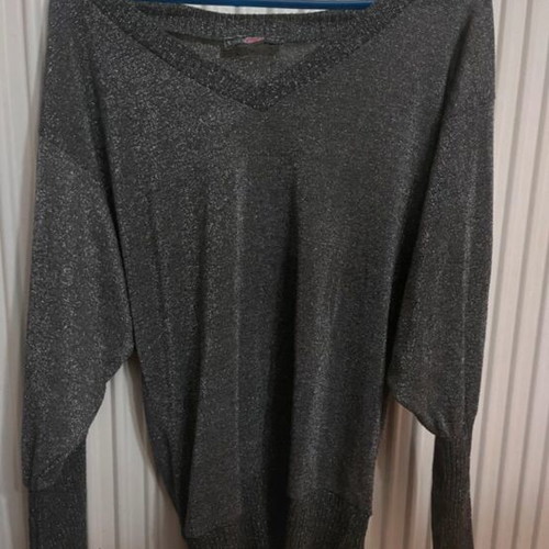 medium gray with glitter