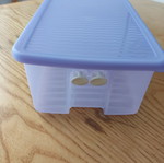 Tupperware container 1.6L with adjustable ventilation system, like new