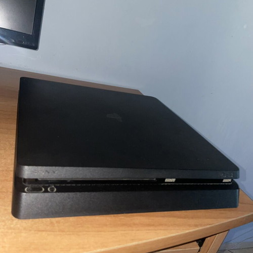 Sony PlayStation 4 Slim 500GB like new console