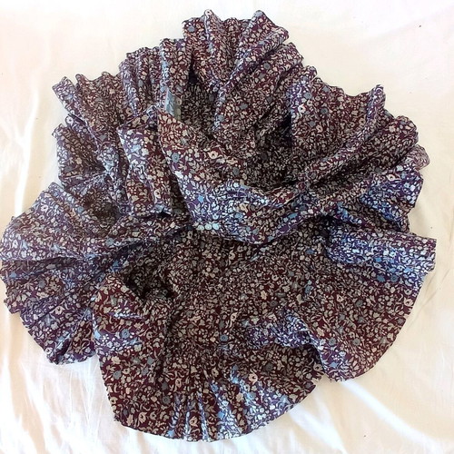 Floral skirt with large ruffles.
