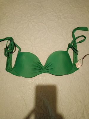 Swimwear top new, size 42 large, green