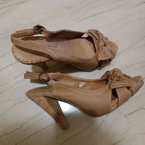 Shoes used size 38, pack of 4 pairs with platforms