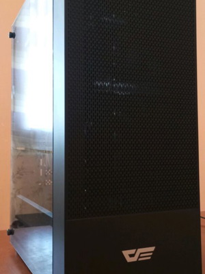Gaming PC with Ryzen 5 5500 and GTX 1070 Ti like new