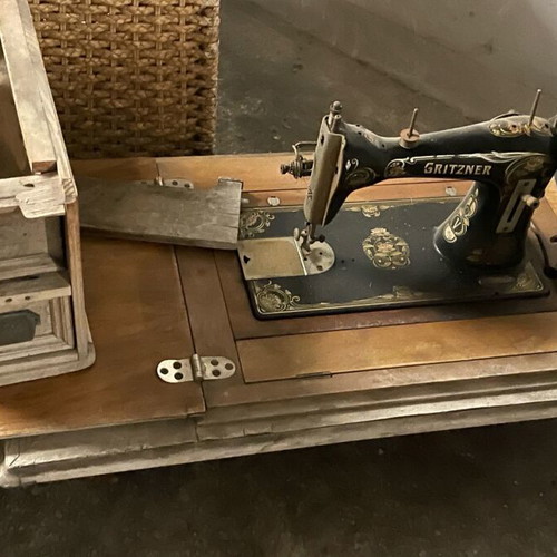 Gritzner sewing machine model 1892 used without metal base