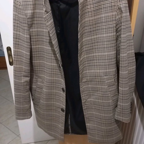 Checked HnM coat like new, size XL