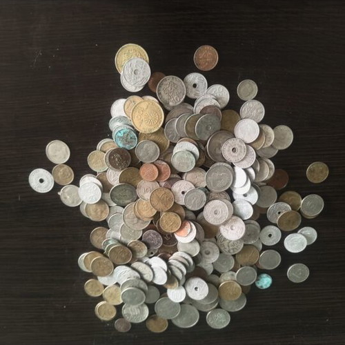 Foreign coins and Greek drachma coins used, various kinds