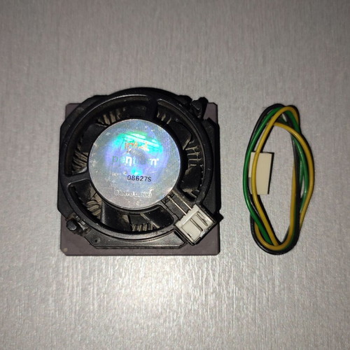Pentium 133MHz Intel integrated cooler Socket 7