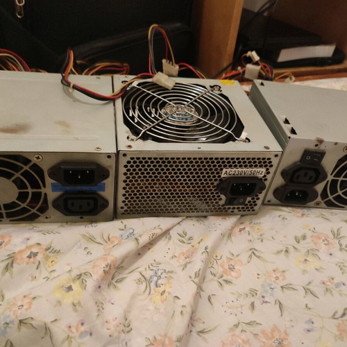 Power supplies used, pack of 3, 2x420W and 1x450W