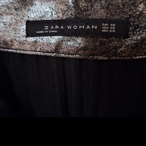 Zara pleated mini skirt silver metallic like new, size XS
