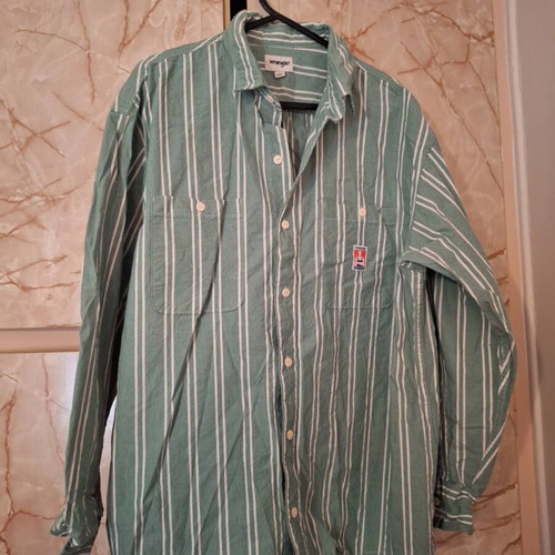 Wrangler men's shirt like new