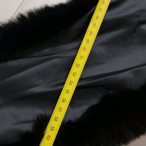 Natural fur collar black like new