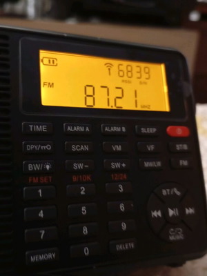 Portable radio new with medium FM and stereo sound