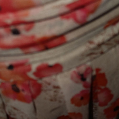 Mango summer skirt like new, size large, beige and pink, with pockets and side zipper