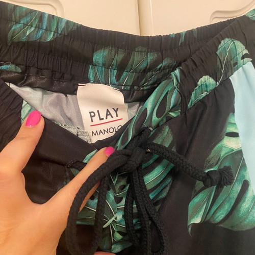 Manolo pants like new with leaf pattern