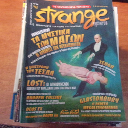 Strange 10 magazines pack