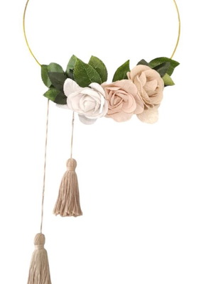 Decorative wreath with flowers and tassels like new, 30cm diameter