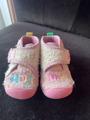 Biomecanics slippers no 20 like new