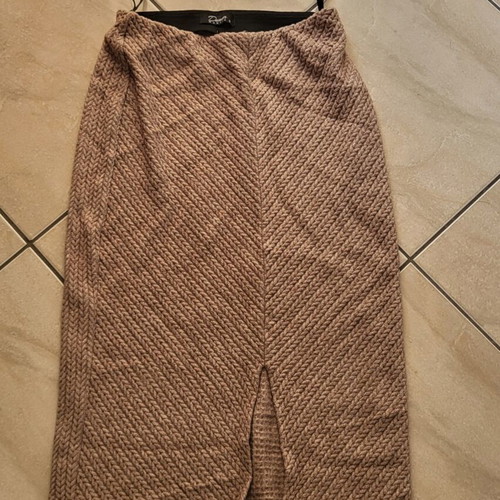 Donna Martia Vintage Knitted Midi Skirt with Front Slit like new, beige, size S