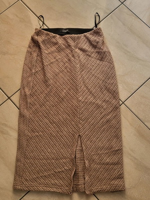 Donna Martia Vintage Knitted Midi Skirt with Front Slit like new, beige, size S