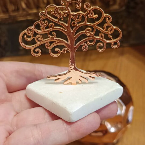 Decorative candle holders and tree of life set rose gold like new