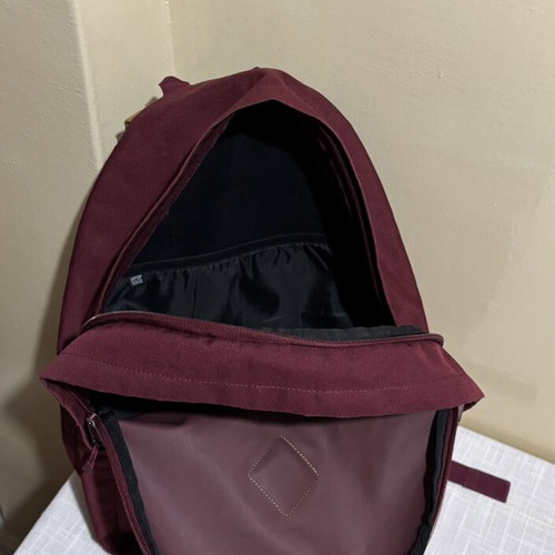 Parkland backpack used with laptop and bottle pockets, burgundy beige brown