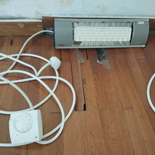 Infrared heating panels like new, 800 watt and 600 watt