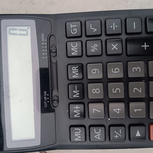 Calculators like new in very good condition