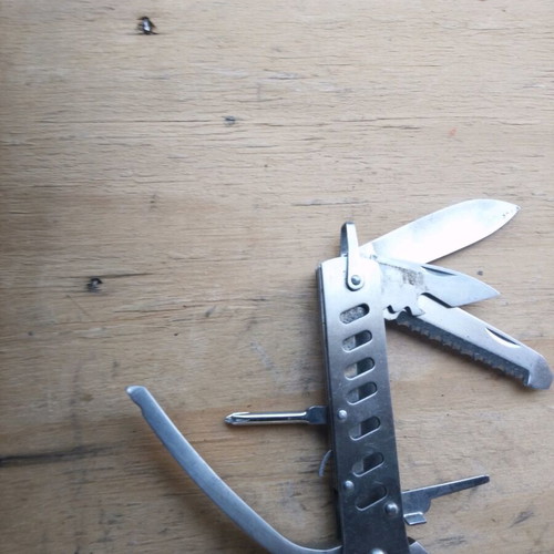 Multitool like new for various tasks