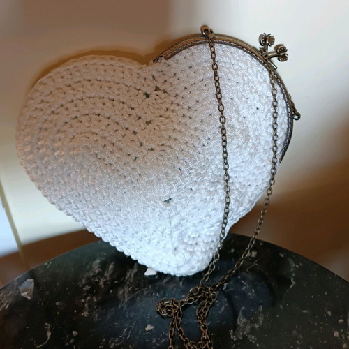 Handmade knitted white heart-shaped bag new