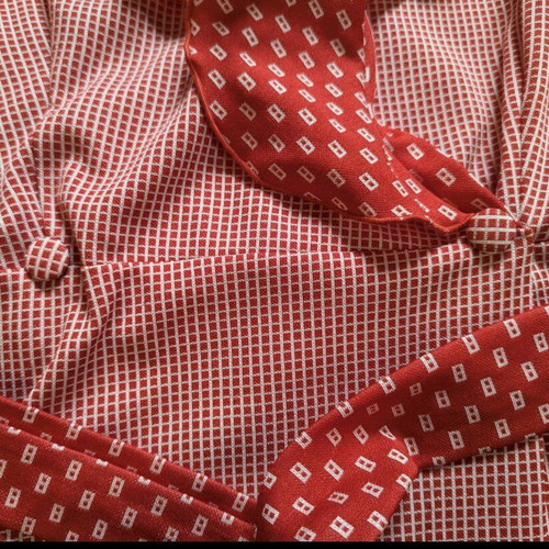 Vintage robe like new, white and red, size S