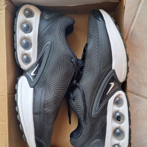 Nike Air Max DN sneakers size 44.5, slightly used, black and white