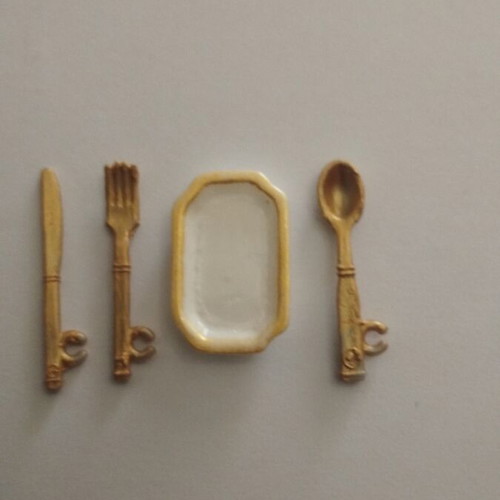Miniature doll tea set white gold tone, new