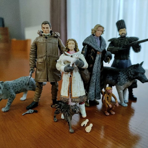 The Golden Compass action figures like new from His Dark Materials