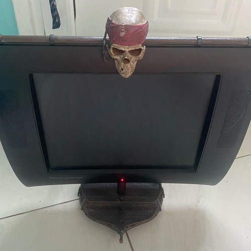 Pirates of the Caribbean LCD TV used, PC compatible, Scart