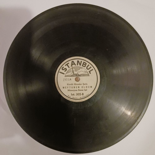 78 rpm record rare with Müzeyyen Senar Işıl - Dil Yaresi