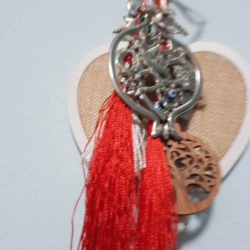 Gouria used, assorted designs