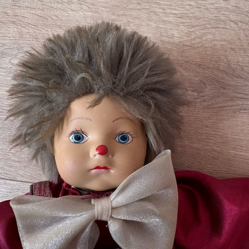 Star Collection porcelain faced clown doll like new