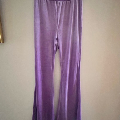 Shein lilac bell-bottom velvet pants size S-M like new